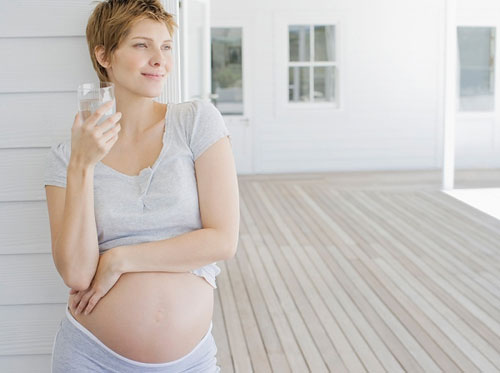Что можно и нельзя пить во время беременности?