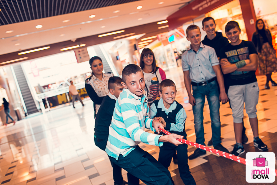Тысячи улыбок для детей из Леова в торговом центре Shopping MallDova