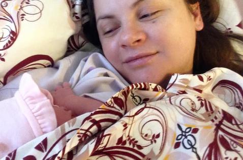 Супруга 55-летнего Игоря Николаева родила дочь и назвала ее имя