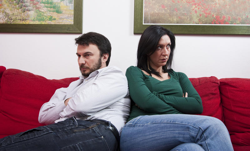 Постоянные ссоры с мужем. Кто виноват и что делать? Советы психолога Азы Оники