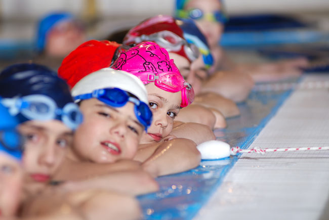 Înotul pentru copiii mari și mici. O prezentare a bazinelor din Chișinău