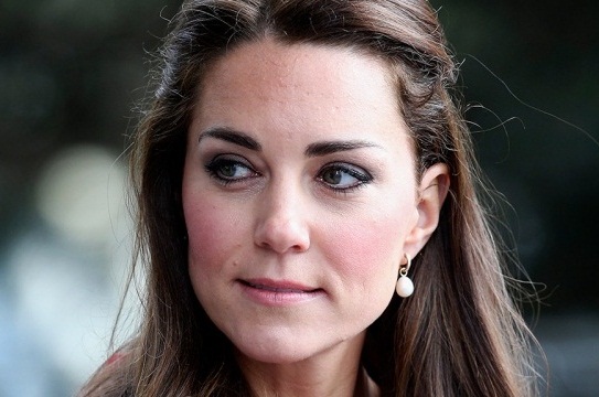 Palatul Buckingham a confirmat zvonurile privind a doua sarcină a lui Kate Middleton