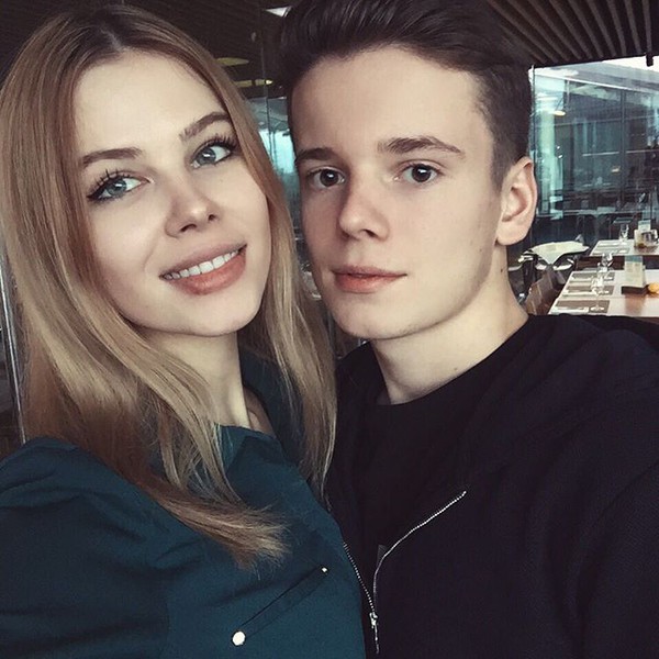 17-летний сын певицы Валерии встречается с моделью