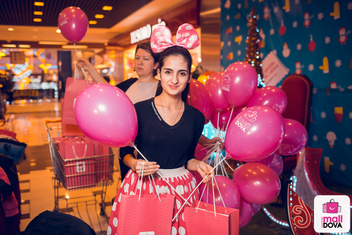 Lume de poveste pentru 200 de copii defavorizați, la Shopping MallDova